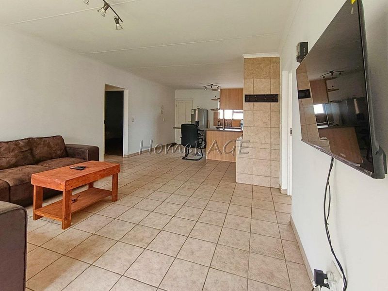Meersig, Walvis Bay:  3 Bedr Unit in Meersig Heights is for Sale - Photo 8