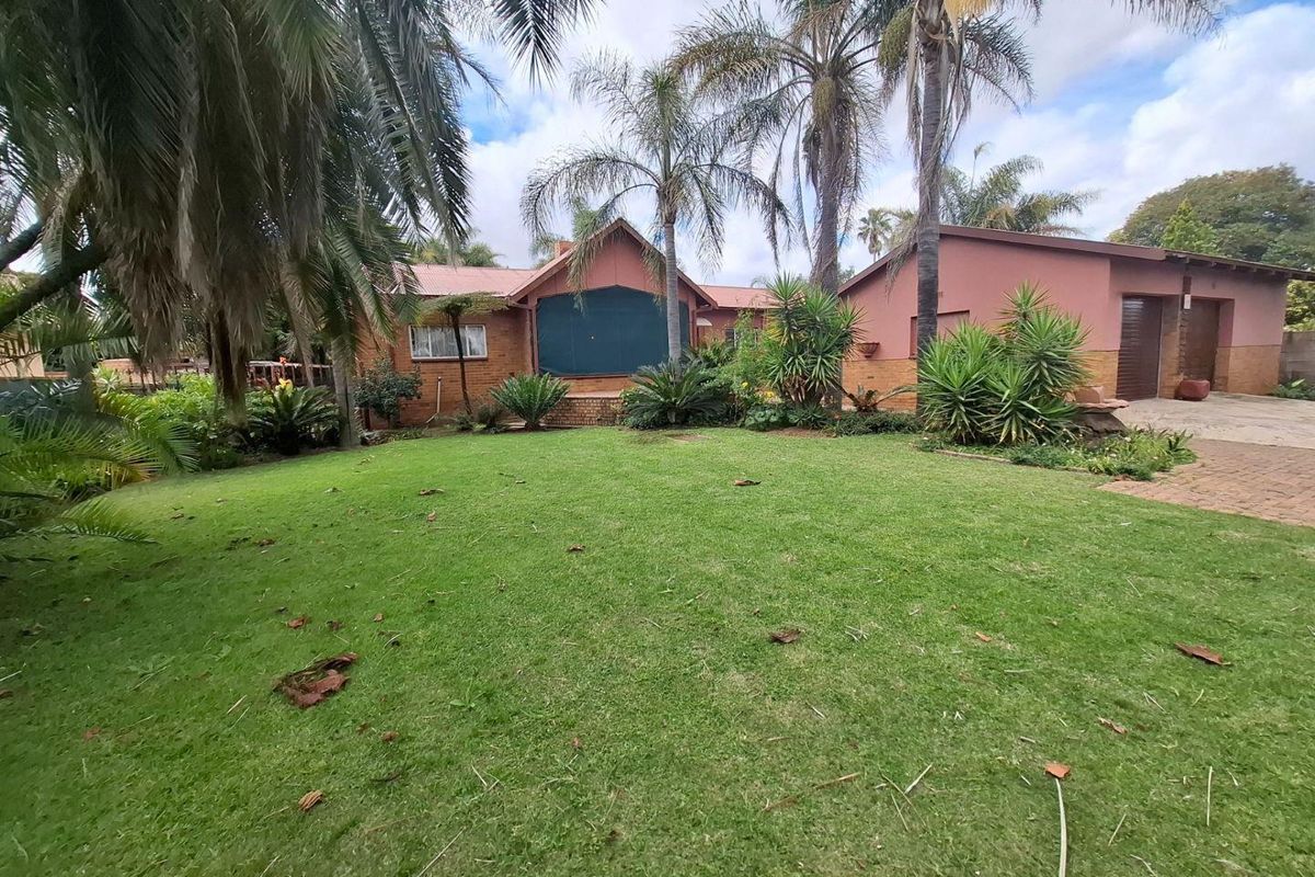 Packed with potential - priced to sell fast! - Photo 2