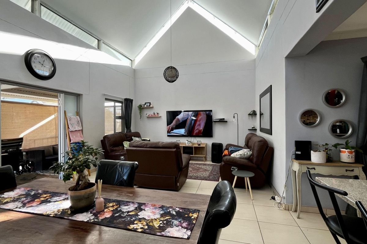 3 Bedroom House for Sale – Elisenheim - Photo 3