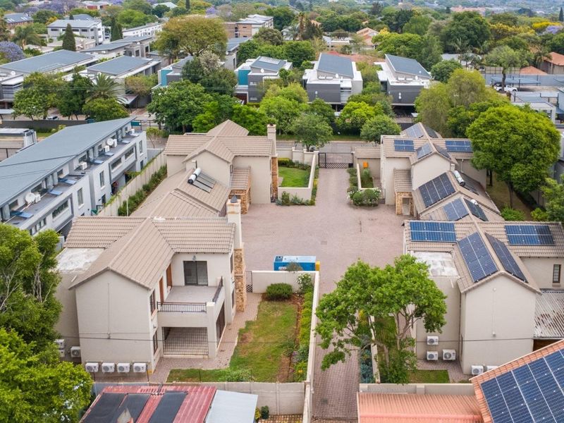 4 Bedroom For Sale , - Photo 3