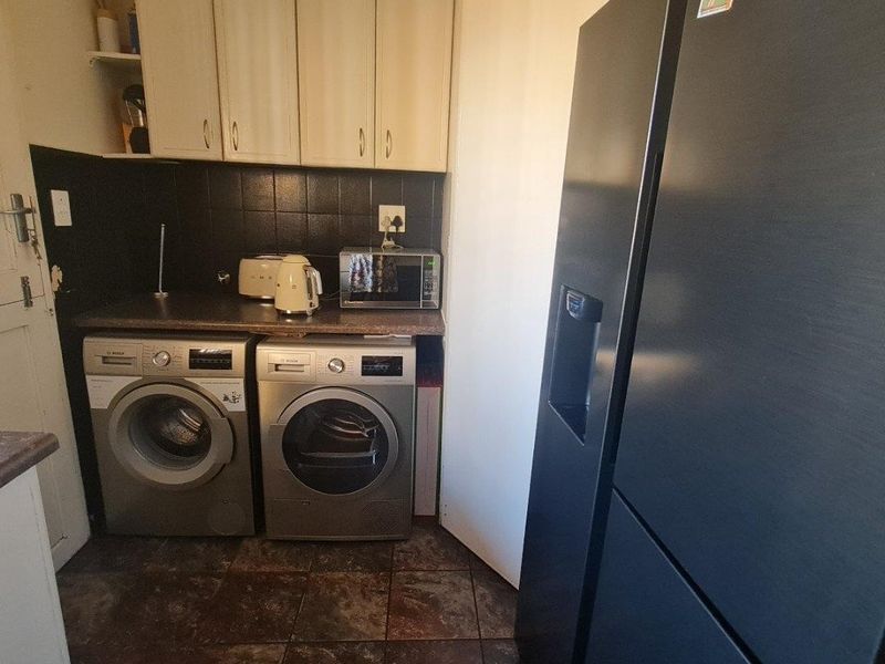 EXCLUSIVE MANDATE Lock up and go secure Duet. - Photo 5