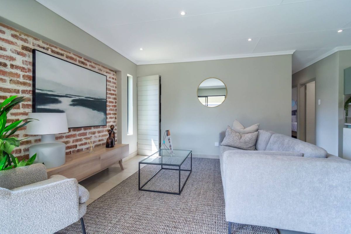 Stunning 89m2 3-Bedroom Home in Lion Pride Lifestyle Estate - Photo 3