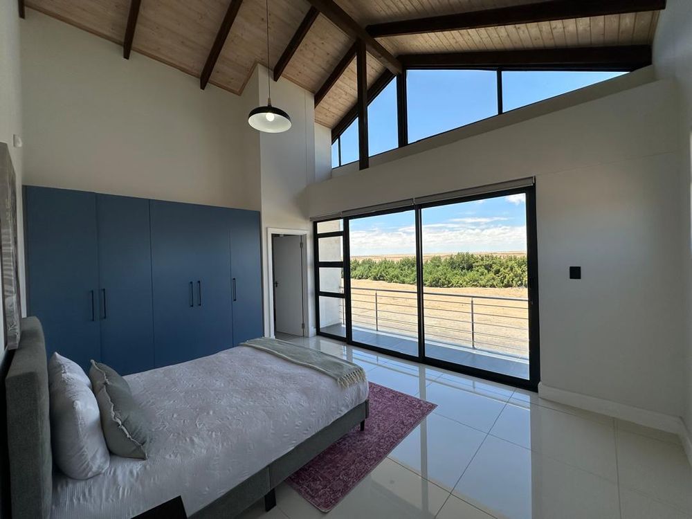 3rd bedroom with ensuite bathroom