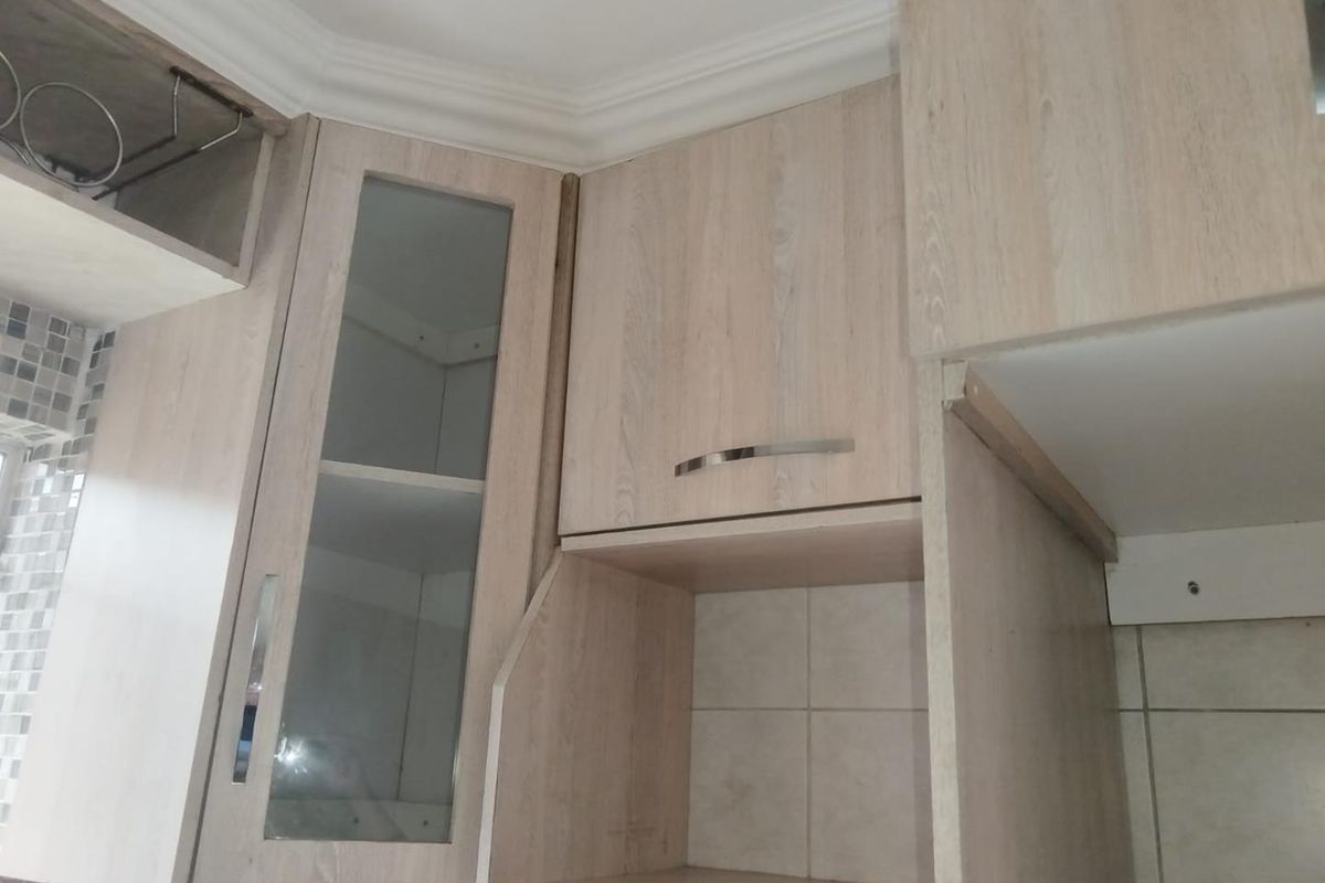Secure 2-Bedroom Townhouse in Glen Marais – Prime Kempton Park Location - Photo 2