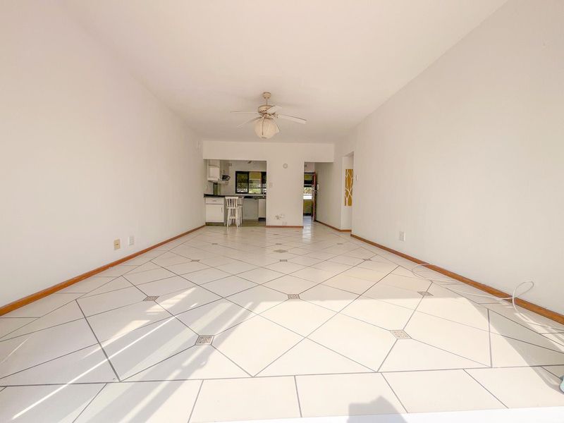 Hendra Estates Presents: Spacious 2-Bedroom Apartment with Sea Views - Photo 5