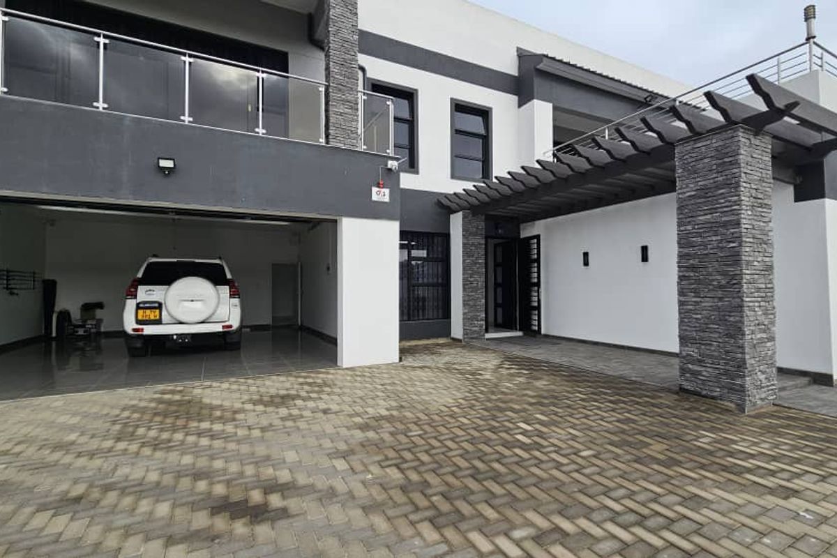 Swakopmund,Mile 4 | Stunning Sea View Home – Unique and Spacious with Modern Finishes - Photo 2