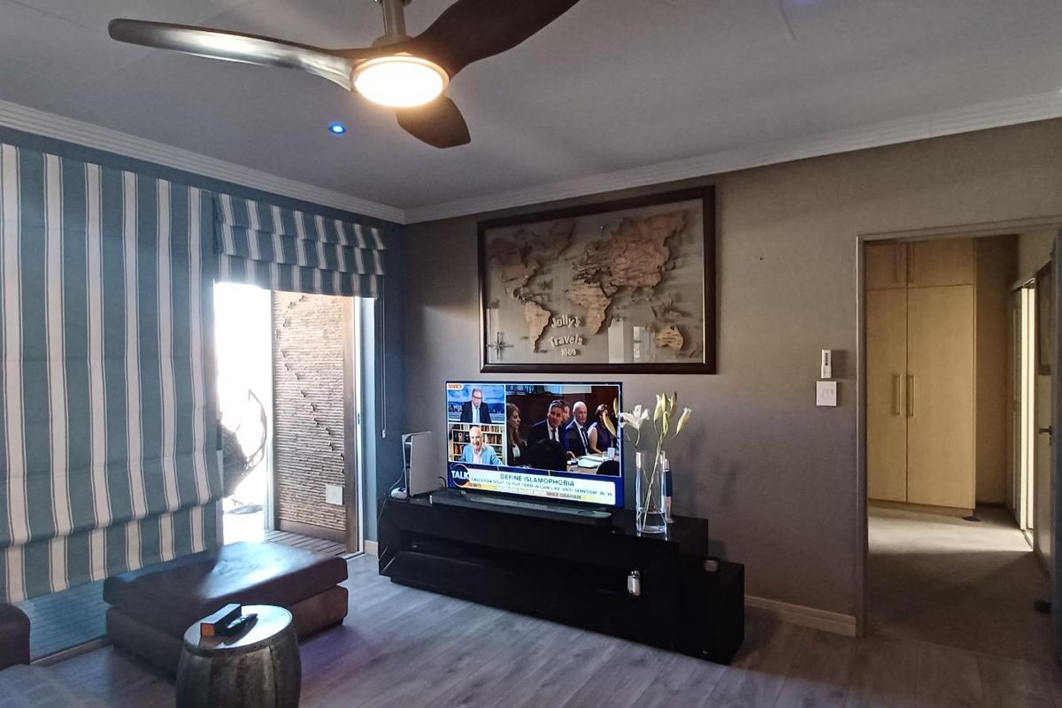 Townhouse For Sale - Kleine Kuppe - N$3 675 000m Shared Mandate - Photo 4