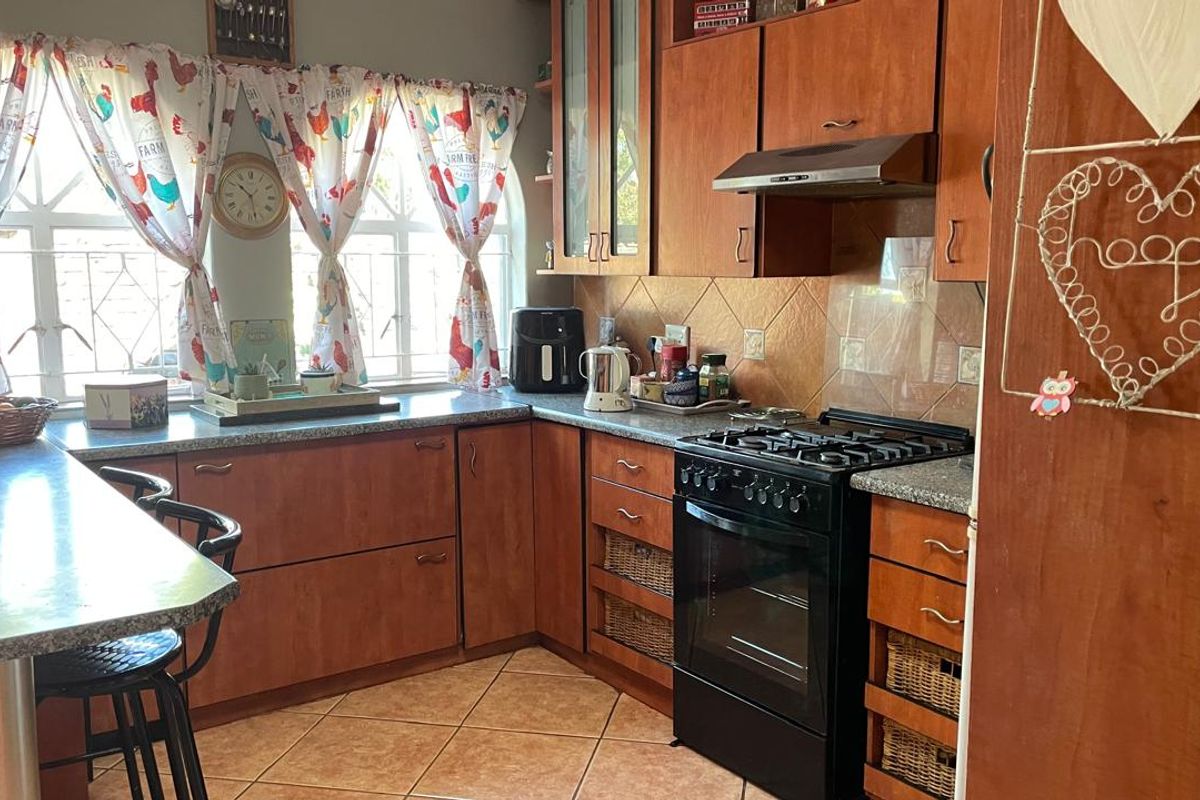 House For Sale - Photo 3