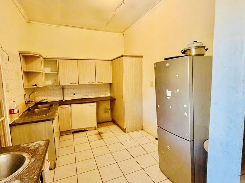 PRIME INVESTMENT OPPORTUNITY, HOCHLANDPARK, WINDHOEK - Photo 3