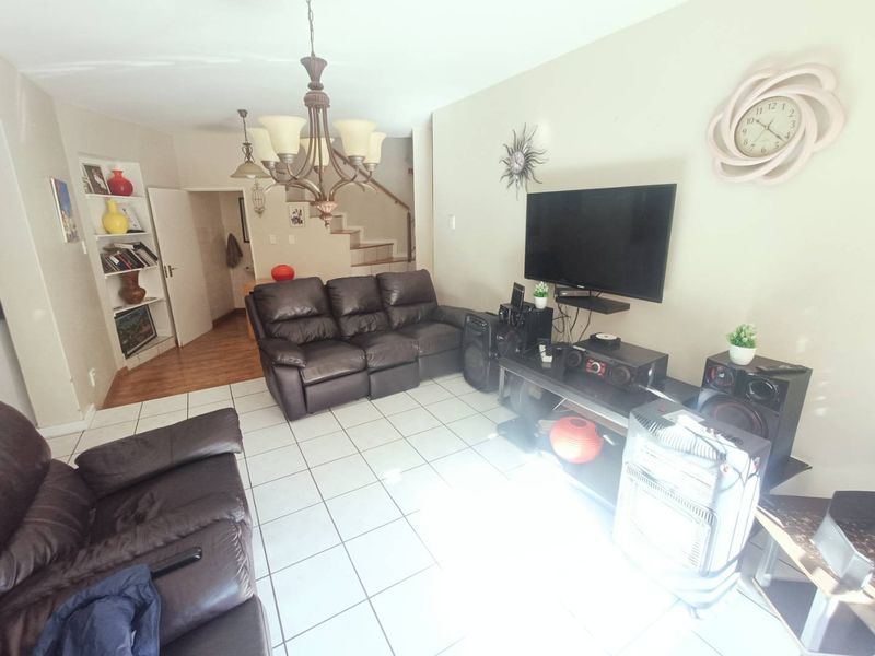 BEAUTIFUL FAMILY HOUSE FOR SALE IN DIE HOEWES!!!!!! - Photo 10