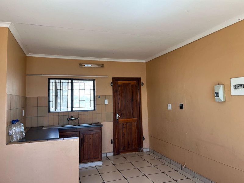 Good investment not to be missed - Photo 4