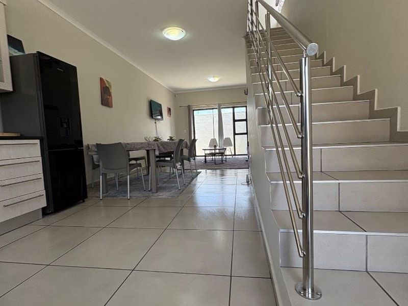 Fully Furnished 2x Bedrooms Townhouse To Rent in Dolphin Beach - Photo 5