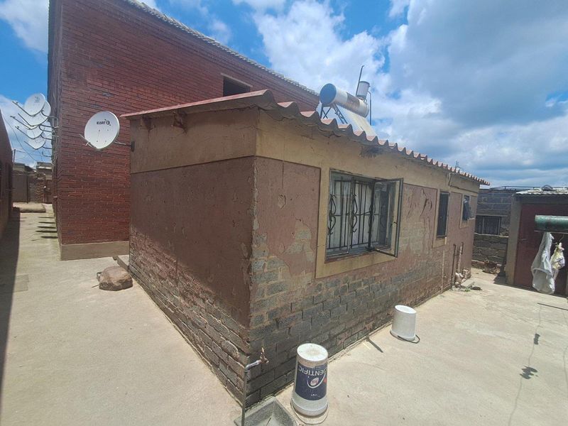 Lucrative Investment In Kaalfontein - Photo 3