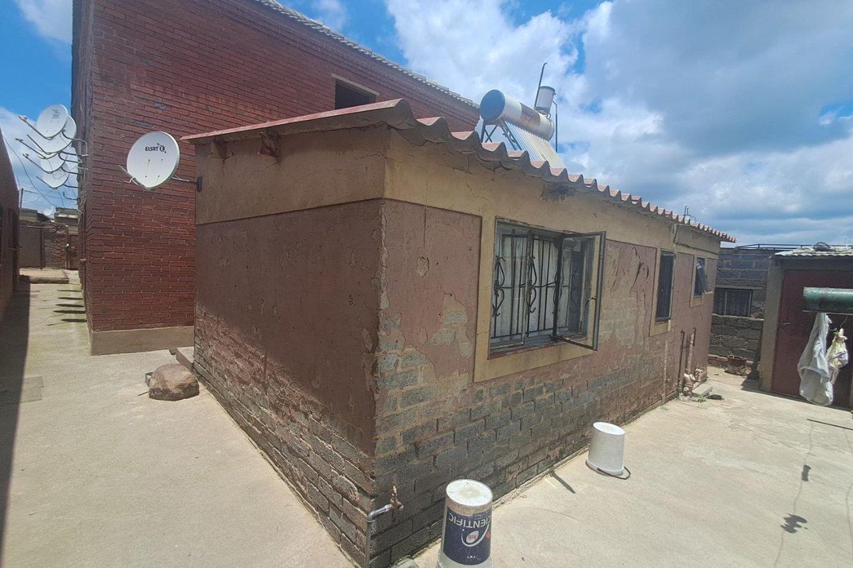 Lucrative Investment In Kaalfontein - Photo 3
