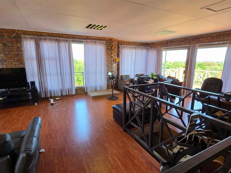 Chef's Kitchen and Stunning Indoor-Outdoor Flow Await!" - Photo 7