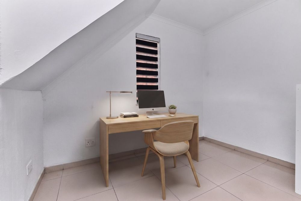 study or 5th bedroom upstairs