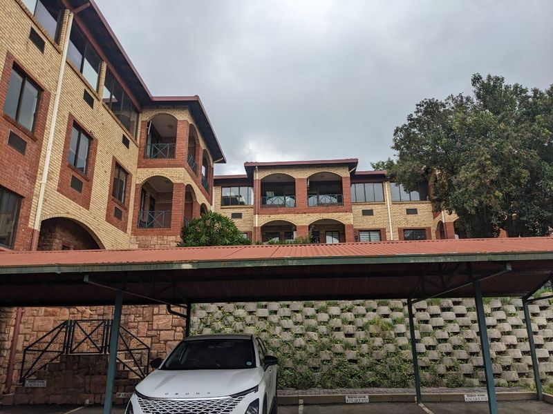 Prime 113sqm Office with Ample Parking in a Secure Complex in Kensington B, Randburg - Photo 6
