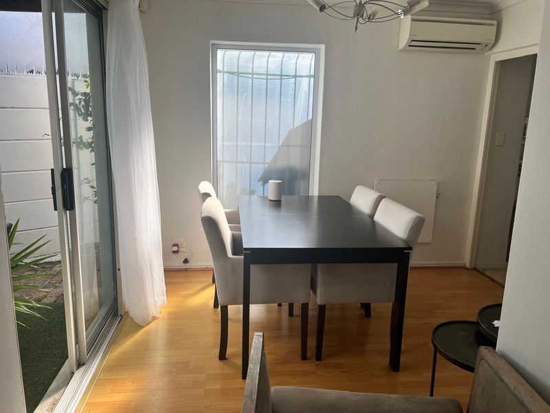 2 bedroomed home with secure parking - Photo 10