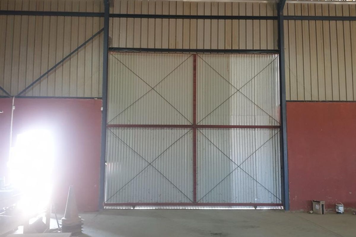 BRAKWATER INDUSTRIAL PROPERTY FOR SALE - Photo 2