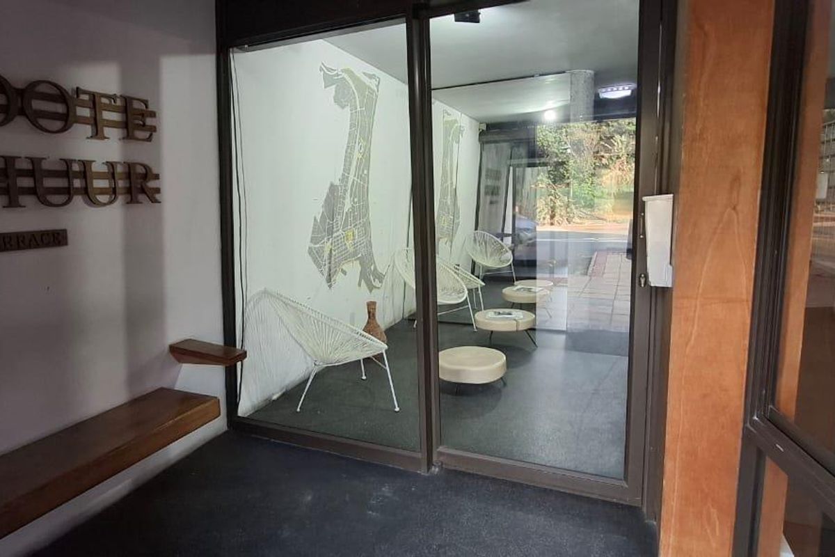 Perfect Investment: Bachelor Apartment Steps from the Waterfront - Photo 5