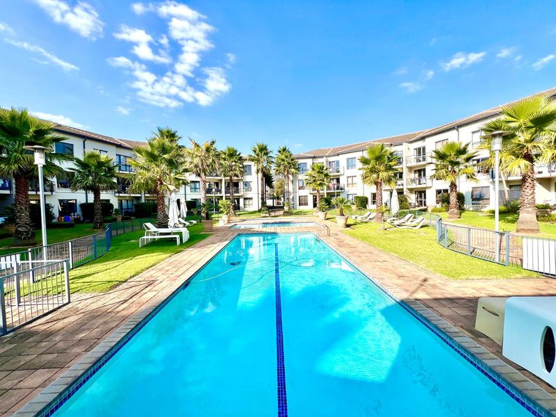 EXCEPTIONAL THREE BED DOUBLE STOREY TOWNHOUSE IN ESPRIT ESTATE FOR RENTAL - Photo 1