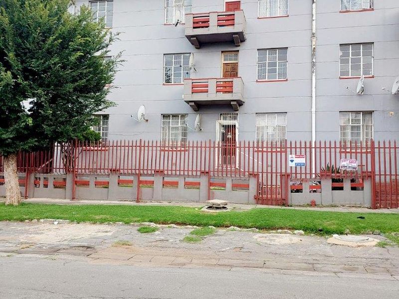 Welcome to your new  2-bedroom apartment - Photo 4