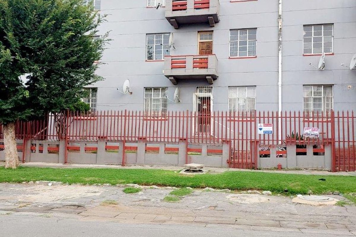 Welcome to your new  2-bedroom apartment - Photo 4