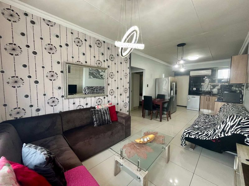 Hendra - Renovated 2 bedroom apartment, Great starter home ! - Photo 5