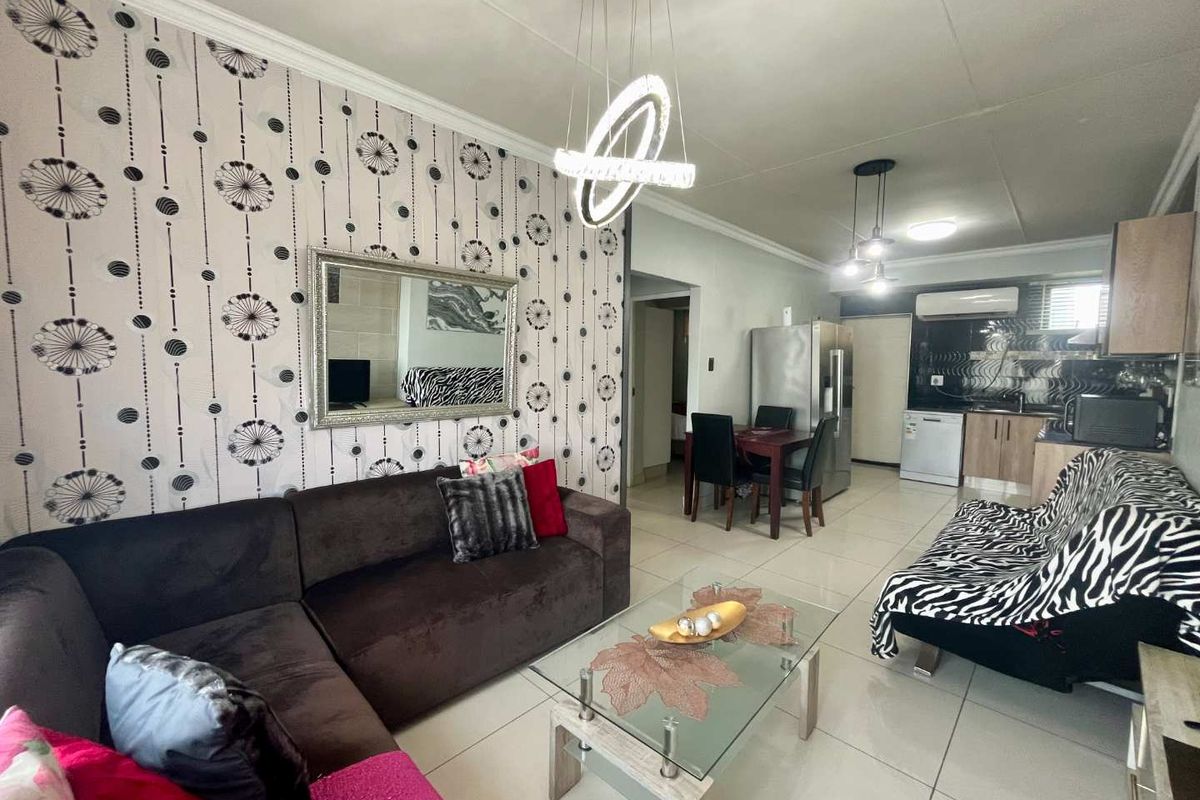 Hendra - Renovated 2 bedroom apartment, Great starter home ! - Photo 5