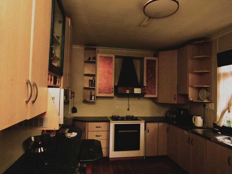 Fix me Upper Malvern Price Reduced - Photo 7