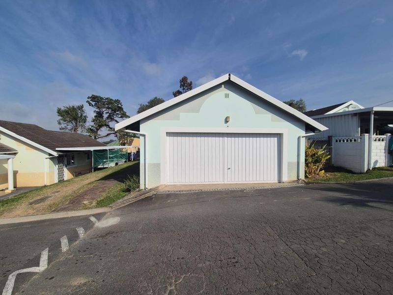 3 Bedroom Townhouse for sale in Malvern - Photo 5