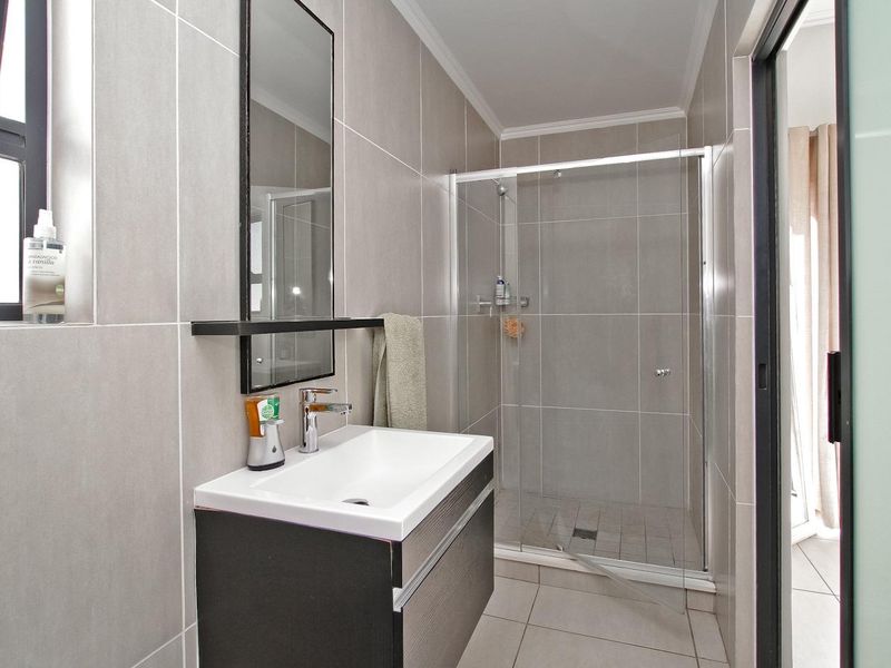 Furnished Apartment Conveniently Located! - Photo 10