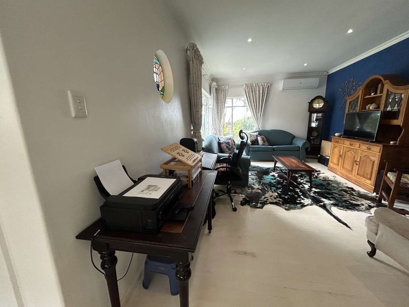 HENDRA - PRIME PROPERTY IN CENTRAL DURBAN NORTH - Photo 10