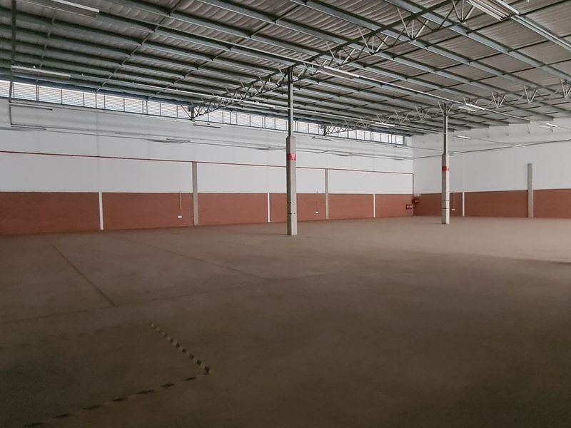 1315/m2 Olifantsfontein Warehouse To Let - Photo 4