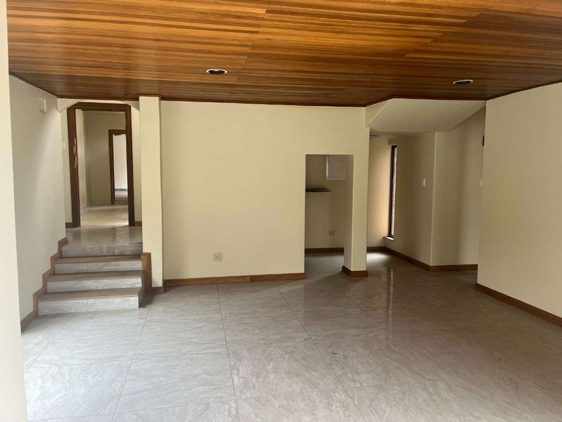 Elegant 5 Bedroom Family Home for Sale | Double Storey with Pool, Garden & Staff Quarters - Photo 5