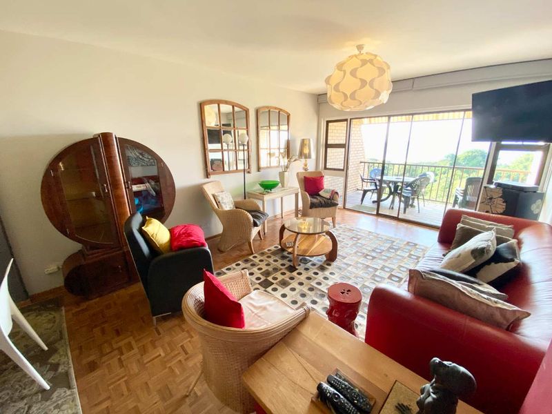 Hendra Estates - Stunning Front Sea-Facing Triplex For Rent On Umhlanga Beachfront - Photo 9