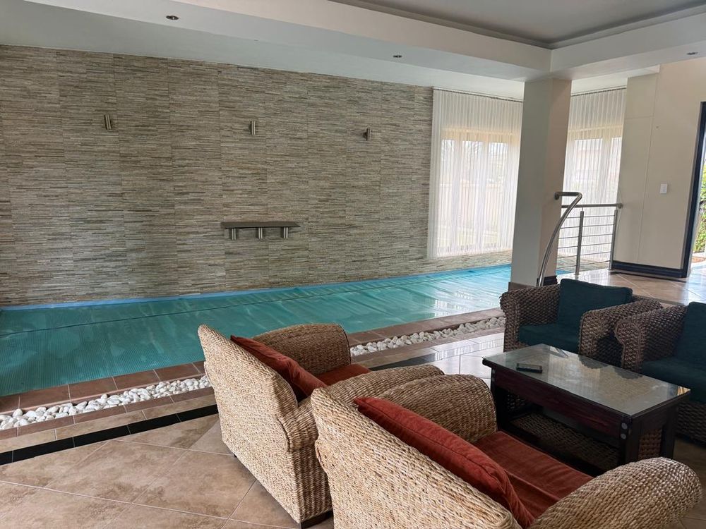 Lounge at the swimming pool