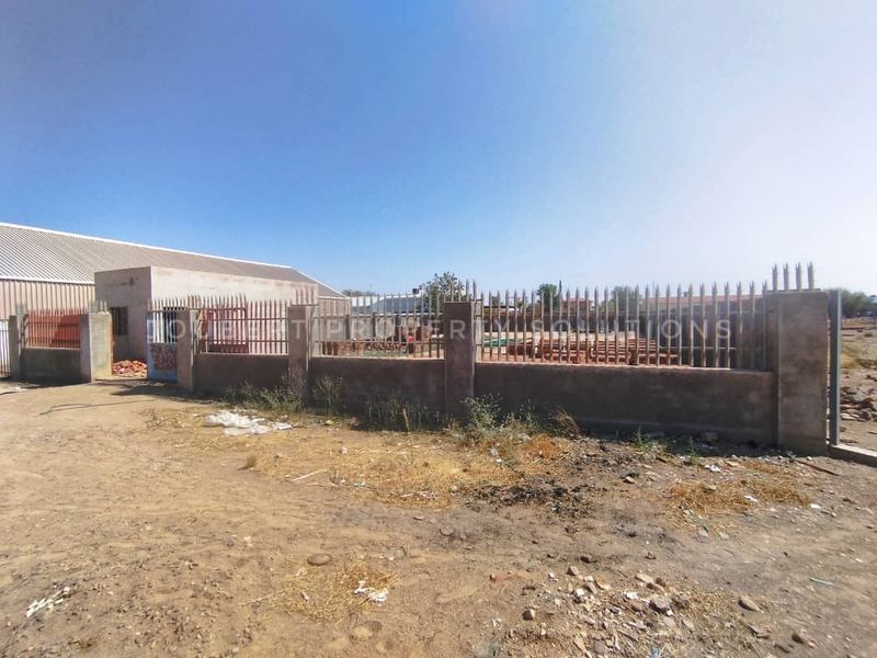 WELL-LOCATED BUSINESS ERF FOR SALE IN MARIENTAL SOUTH – EASTERN SIDE - Photo 3