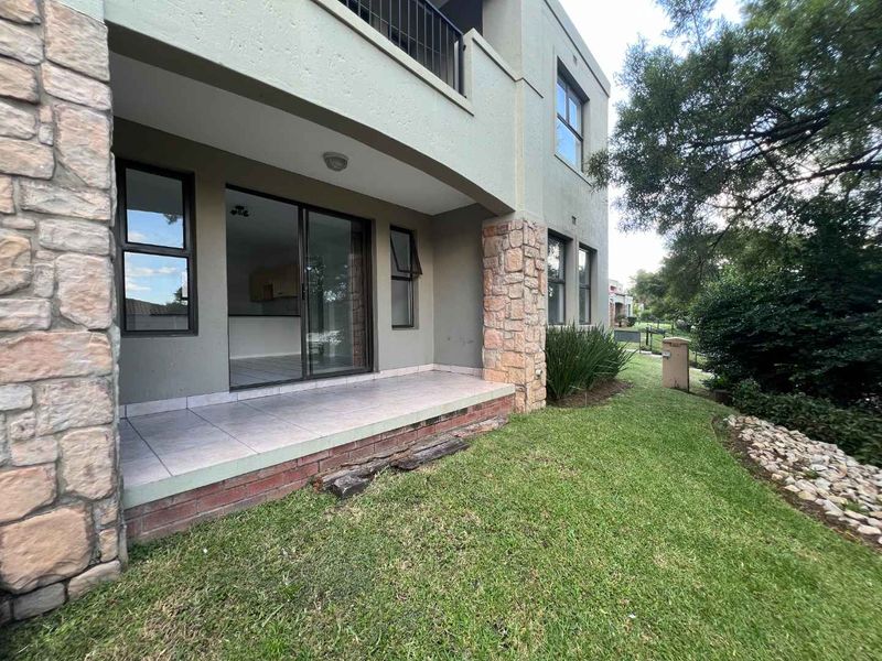 Spacious Modern Living With Peace Of Mind. - Photo 8