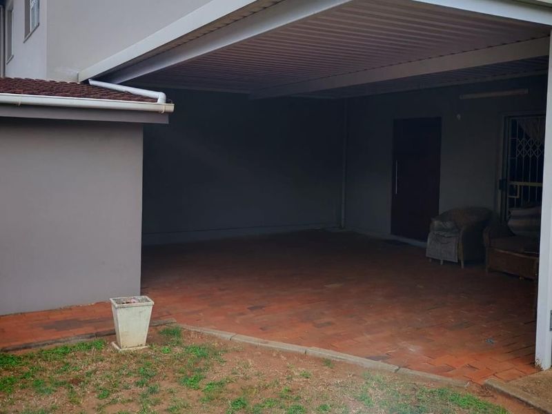 Modern Bluff Home with Patio and Parking - Photo 3