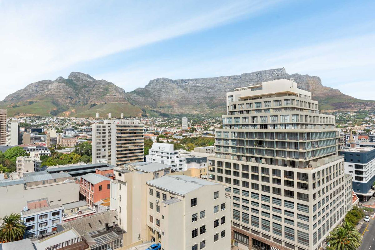 Turnkey 13th Floor Apartment | Skyline Framed by Iconic Table Mountain - Photo 2