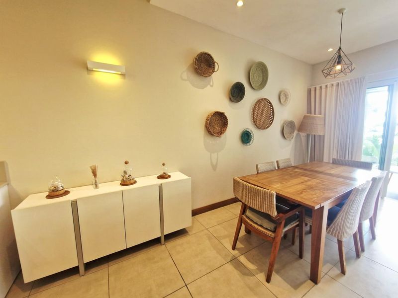 Elegant Sea Front Appartment in small secure estate - Photo 7