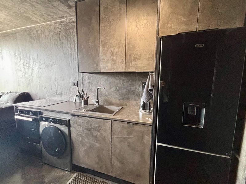 Investment Opportunity in Kloof Street - Photo 9