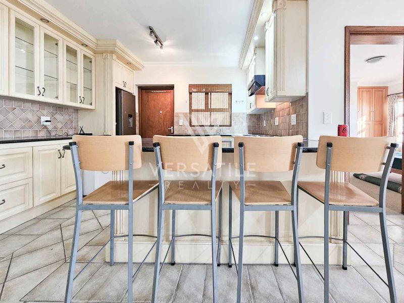 To Let - Beachfront  Flat - Photo 6