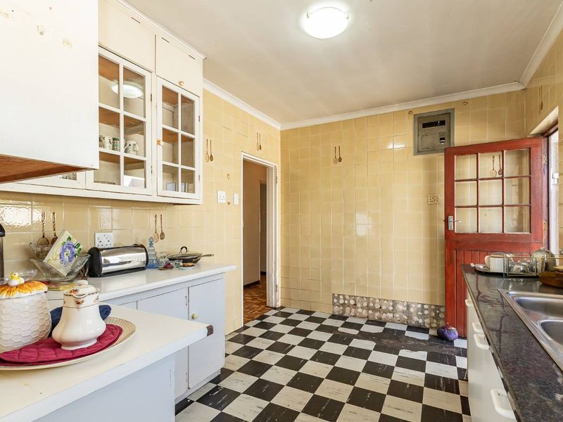 Investors Dream in the avenues - Photo 8