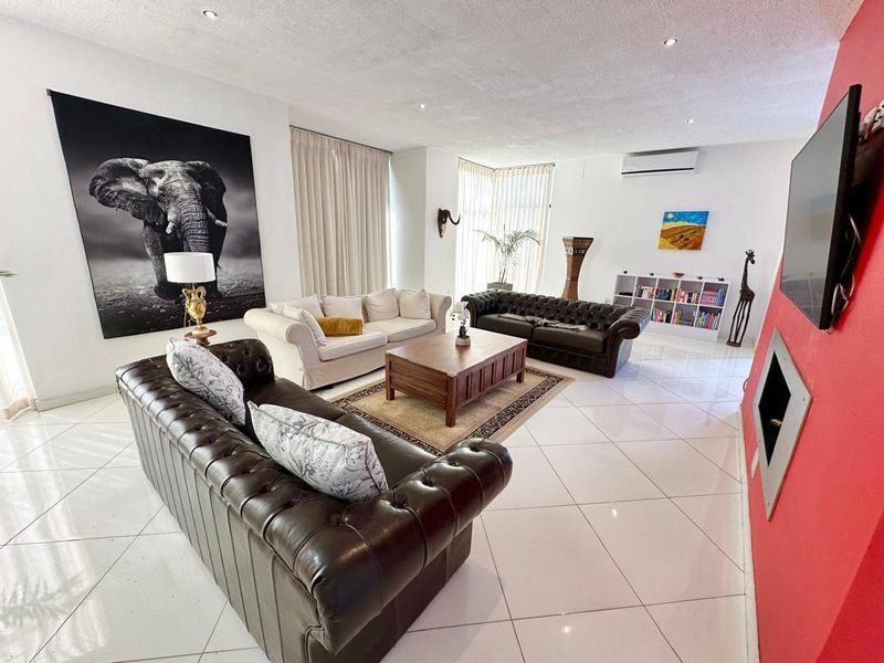 3 Bedrooms Furnished House To Rent in Ocean View - Photo 4