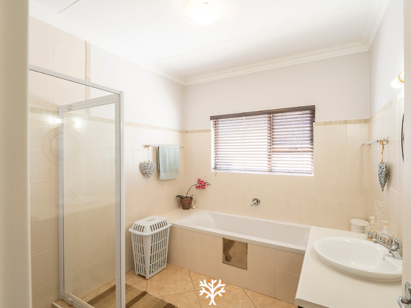 Family Home For Sale | Finkenstein Estate | N$7 625 000 - Photo 5