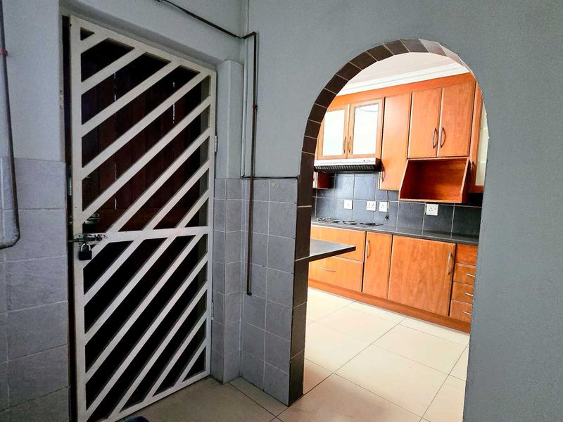 Newly Renovated Family Home with Flatlet Potential & Exceptional Entertainment Space - Photo 9