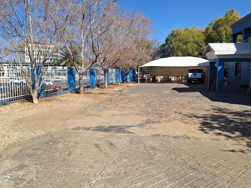 Office Building Close to Maerua Mall: Ideal for Business! - Photo 3