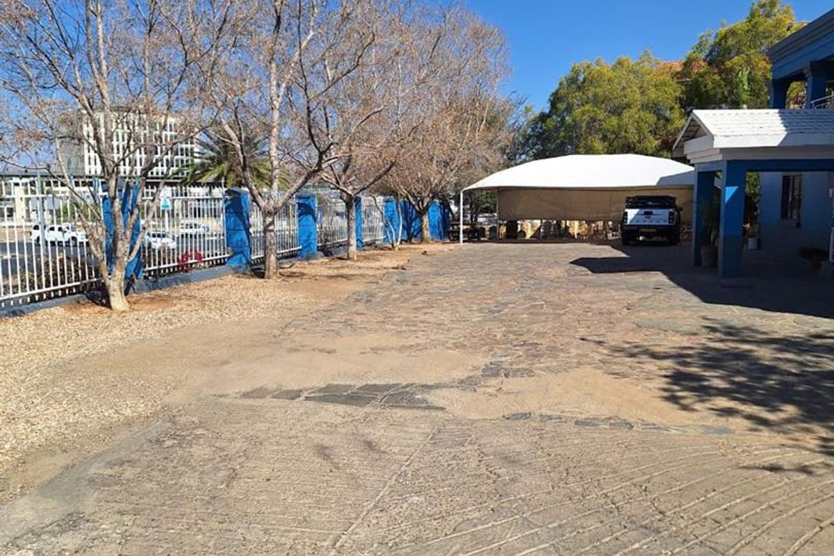 Office Building Close to Maerua Mall: Ideal for Business! - Photo 3